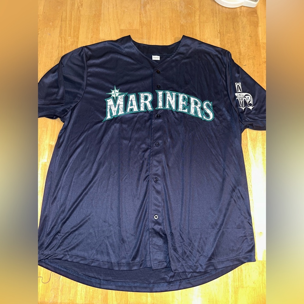 Seattle Mariners baseball jersey shirt Muckleshoot casino Tribal edition rare XL